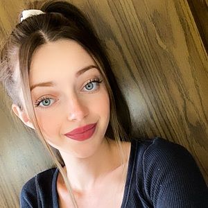 Meet your Posher, Sky